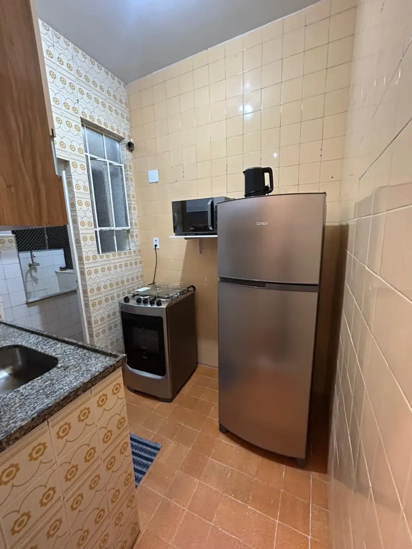 Apartment on the 6th floor with wood or laminate floors — photo 2