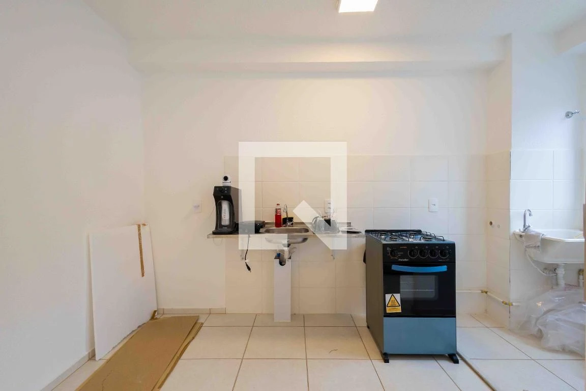 2-bedroom apartment with gas stovetop kitchen — photo 18