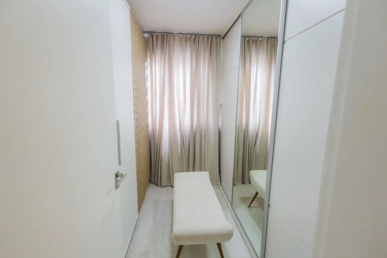 Apartamento mobiliado com 4 quartos e 230 m² — photo 22