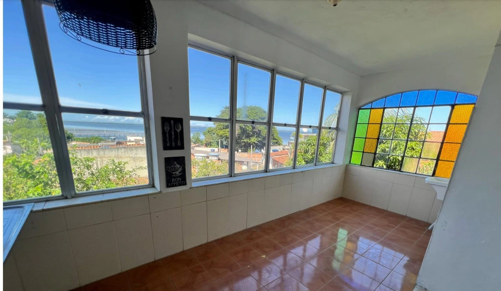House, 110 m², with a water view — photo 3