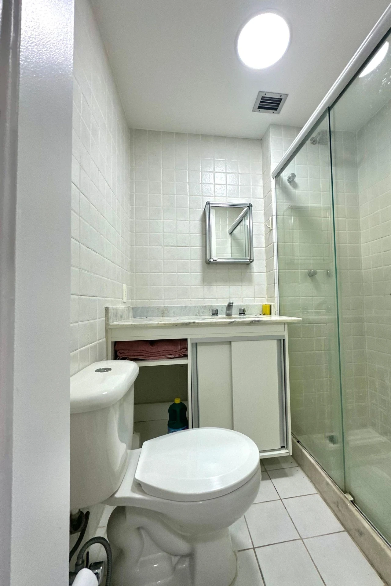 Furnished 1-bedroom apartment with a glazed balcony — photo 5