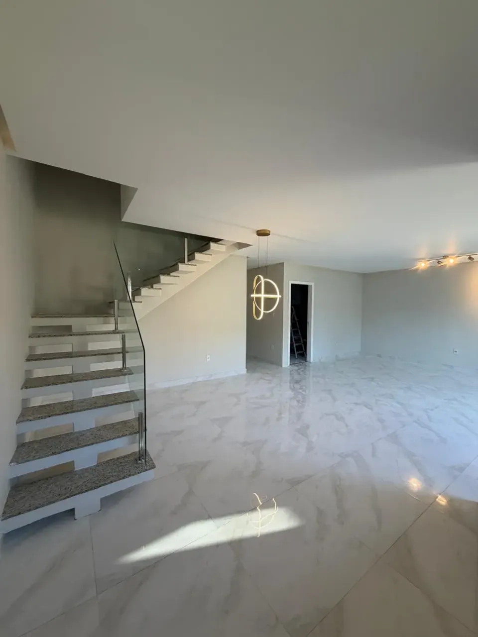 House for rent with 3 bedrooms and mountain views — photo 20