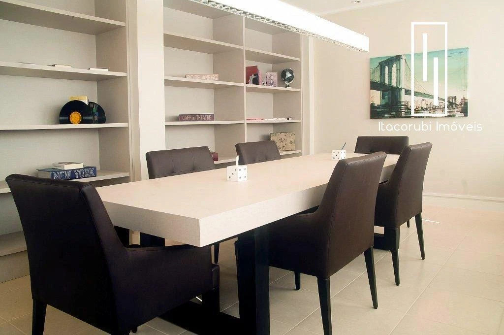 Home office in a 2-bedroom apartment, 66 m² — photo 14