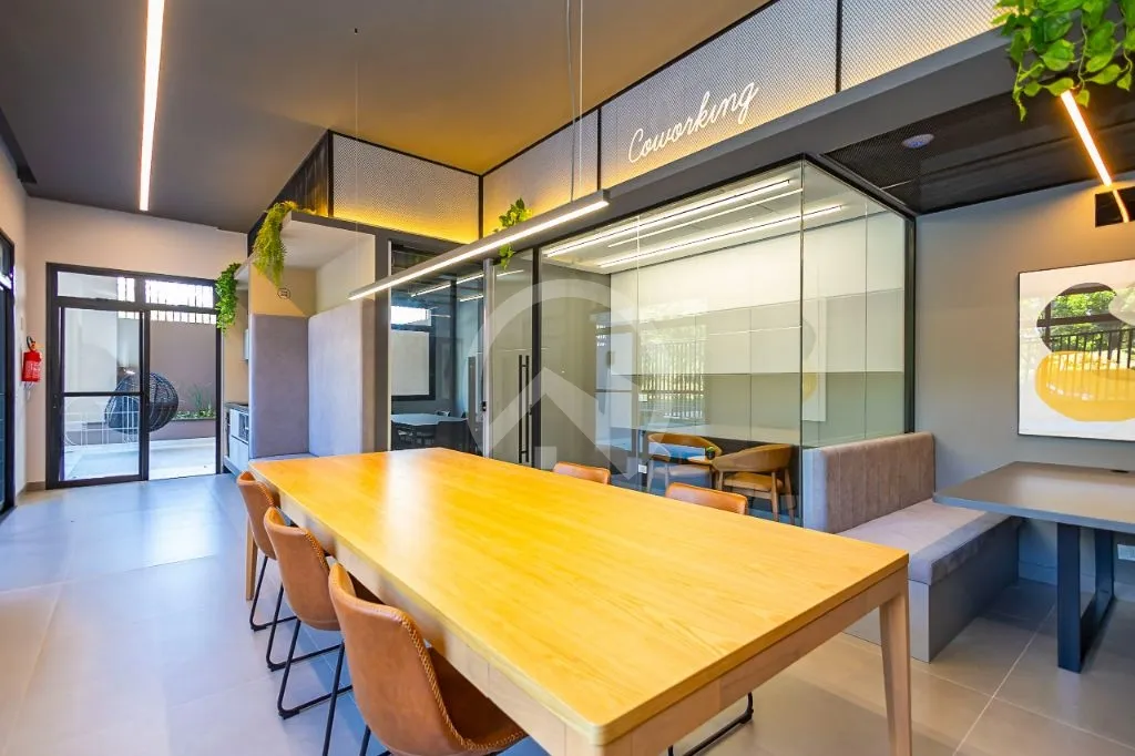 Furnished apartment with enclosed balcony and desk corner — photo 10