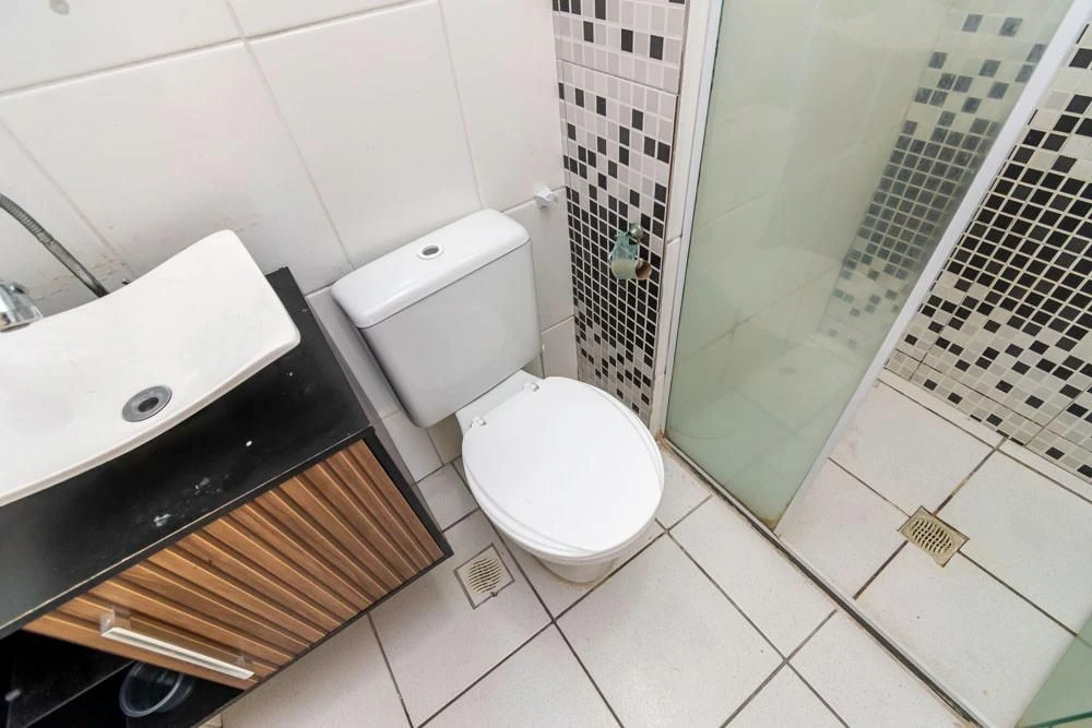 Apartamento de 2 quartos em condomínio com piscina — photo 35