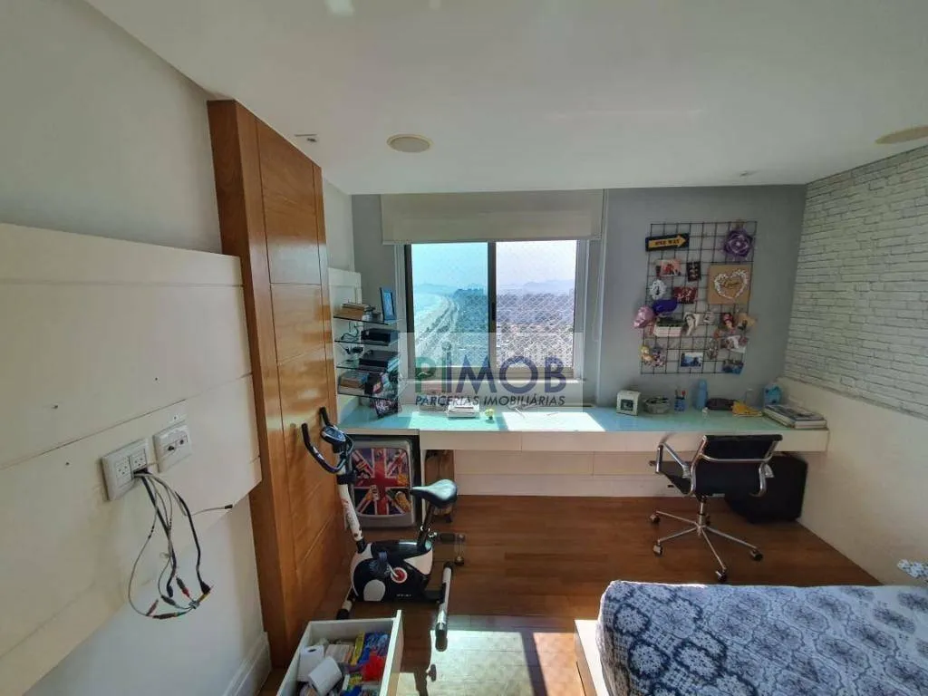 Furnished 260 m² apartment on the 23rd floor with 3 spots — photo 51
