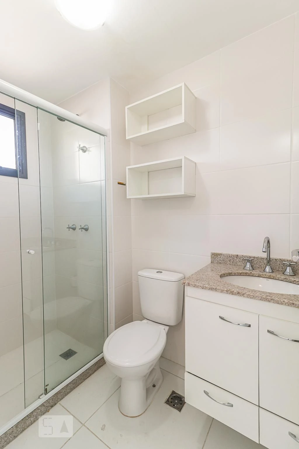 Apartamento sem mobília com 3 quartos e cozinha a gás — photo 34
