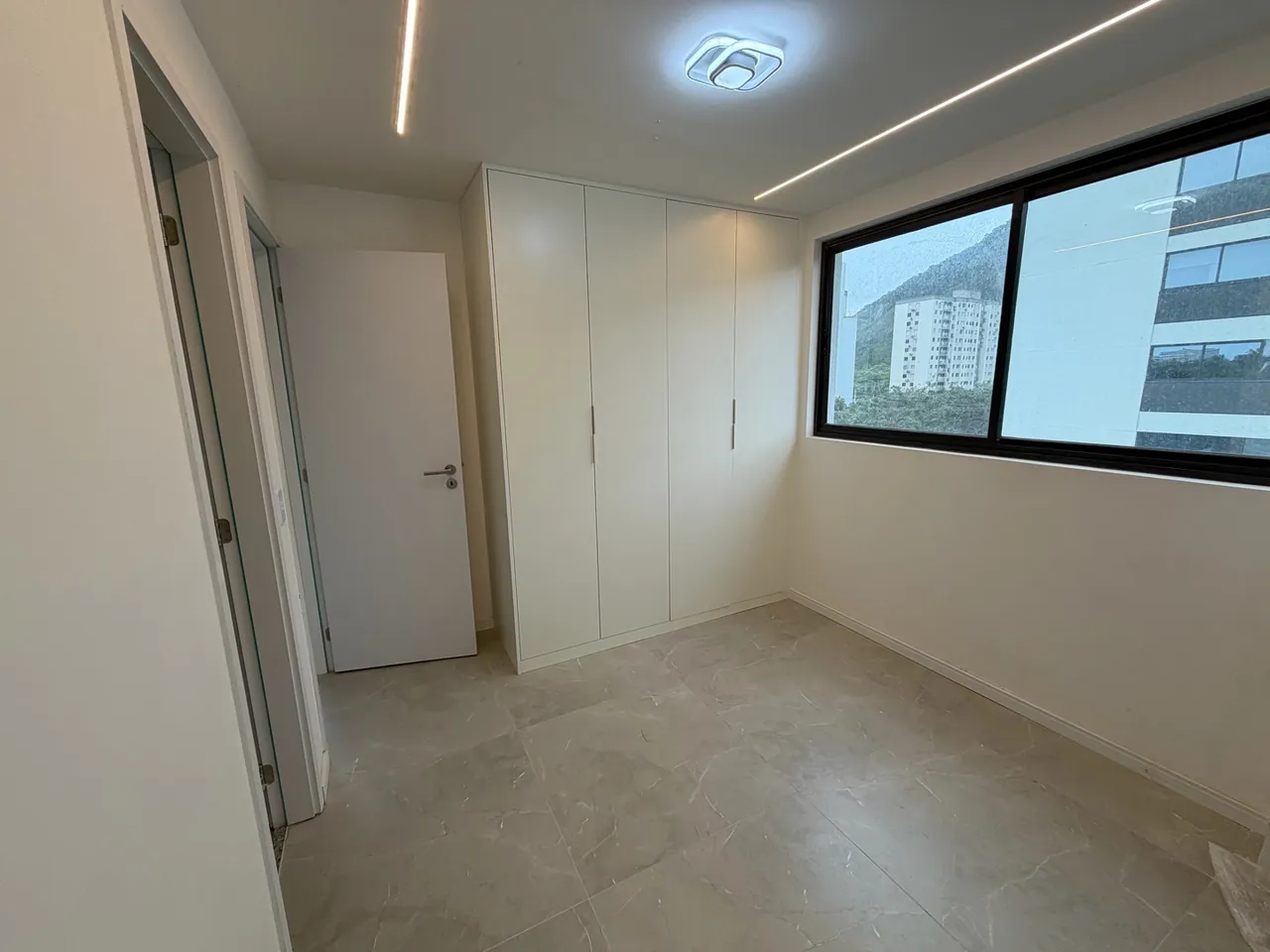 Apartamento de 3 quartos com vista para as montanhas — photo 3