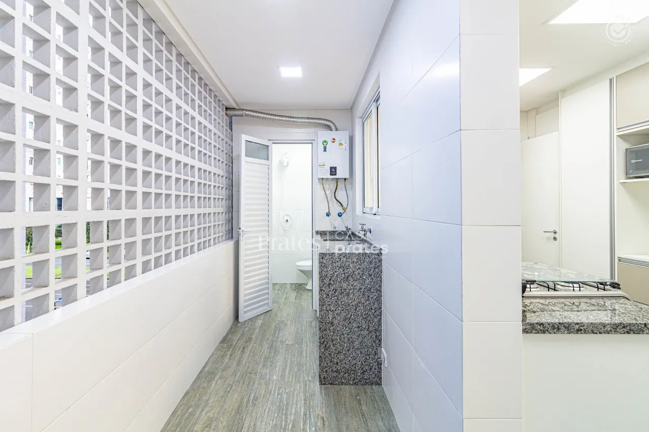 Apartamento com 3 quartos, 137 m² e painel de TV — photo 12