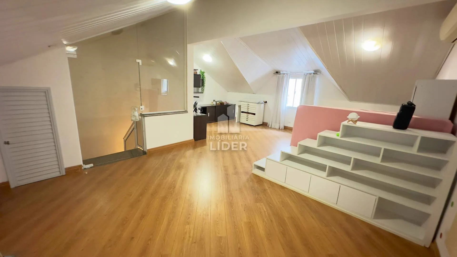 3-bedroom house with a home office in Curitiba — photo 20