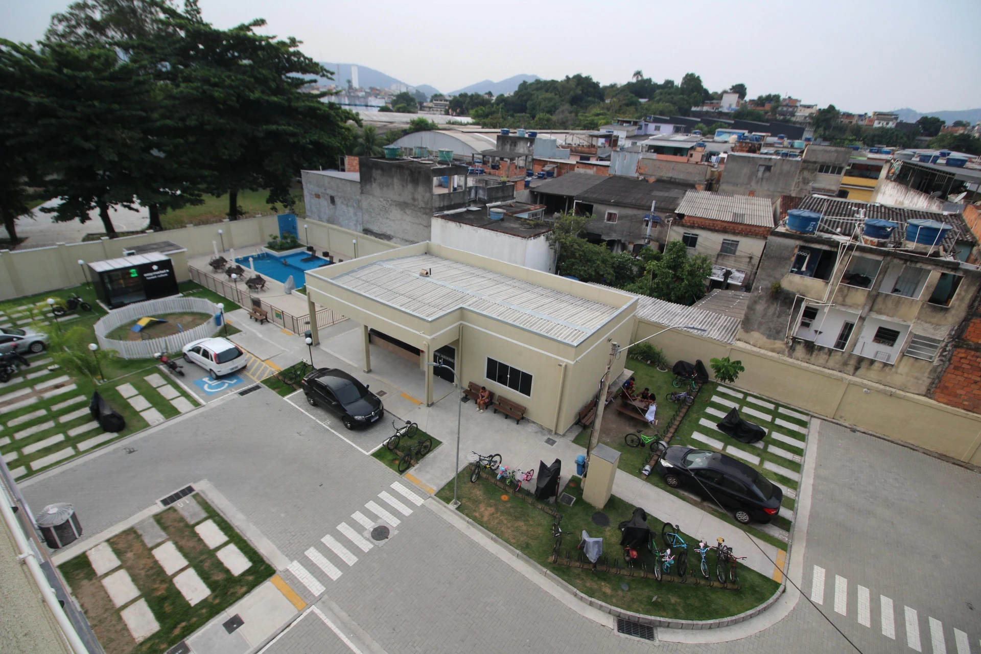 Apartamento mobiliado com 2 quartos e piscina no condomínio — photo 14