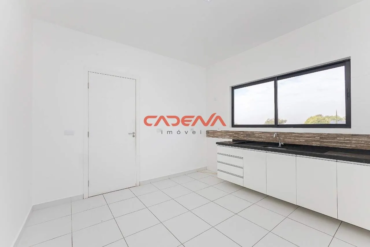 314 m² house with 4 bedrooms and 4 parking spaces — photo 5
