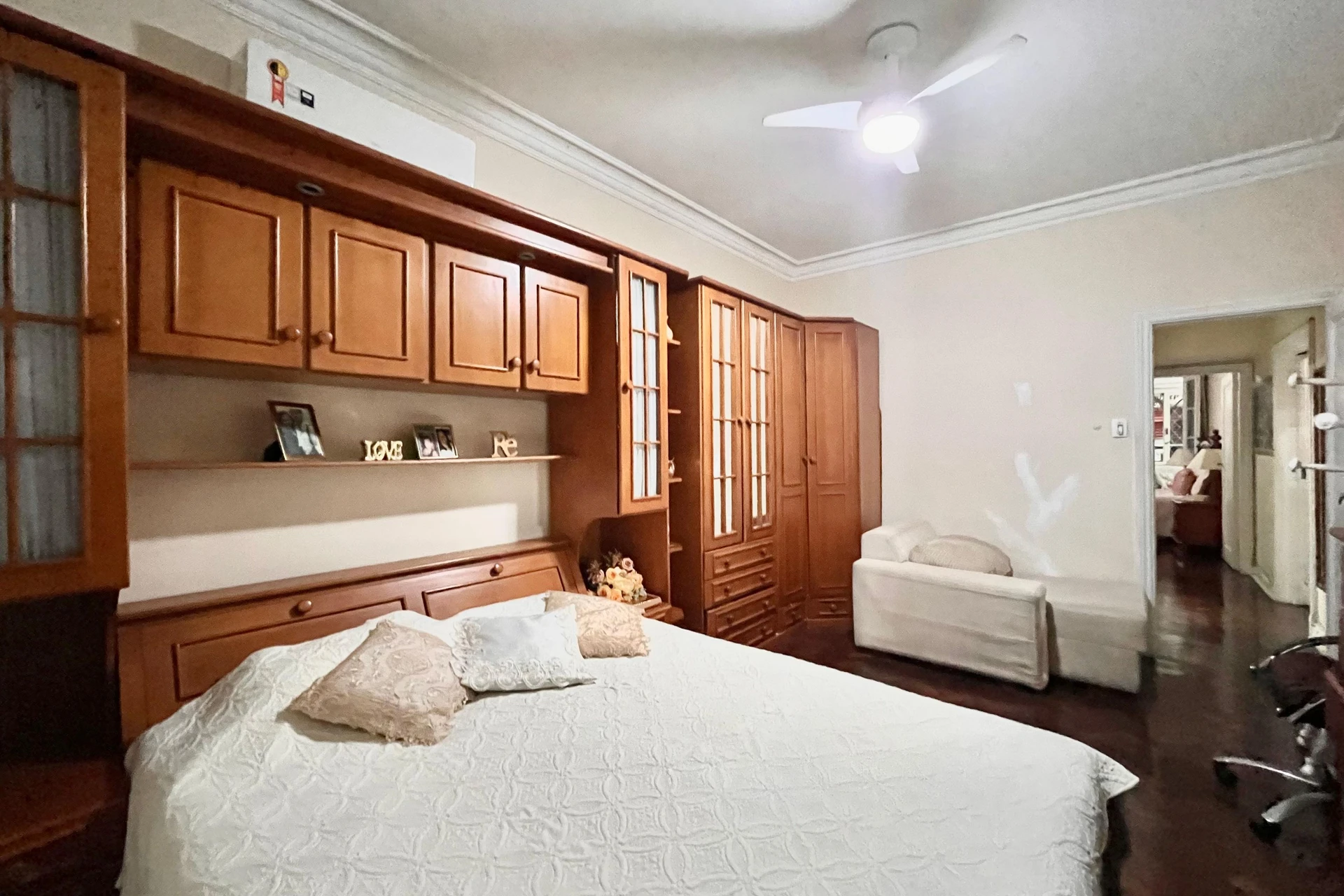 Furnished apartment, 140 m², with a washing machine — photo 27