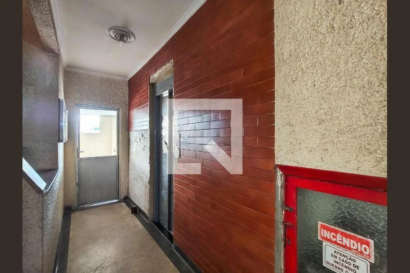 Unfurnished rental apartment, 70 m², 2 bedrooms — photo 40
