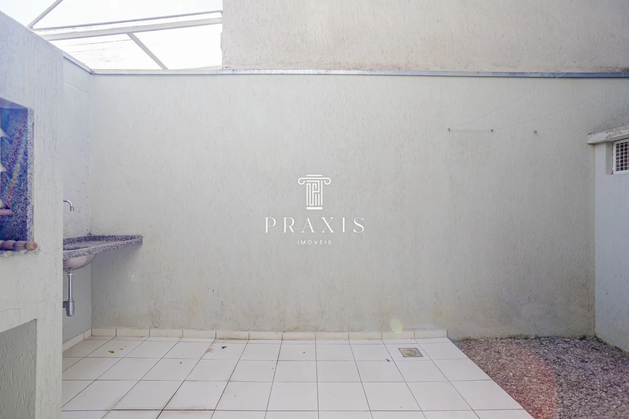 House with built-in balcony grill and laundry area — photo 15