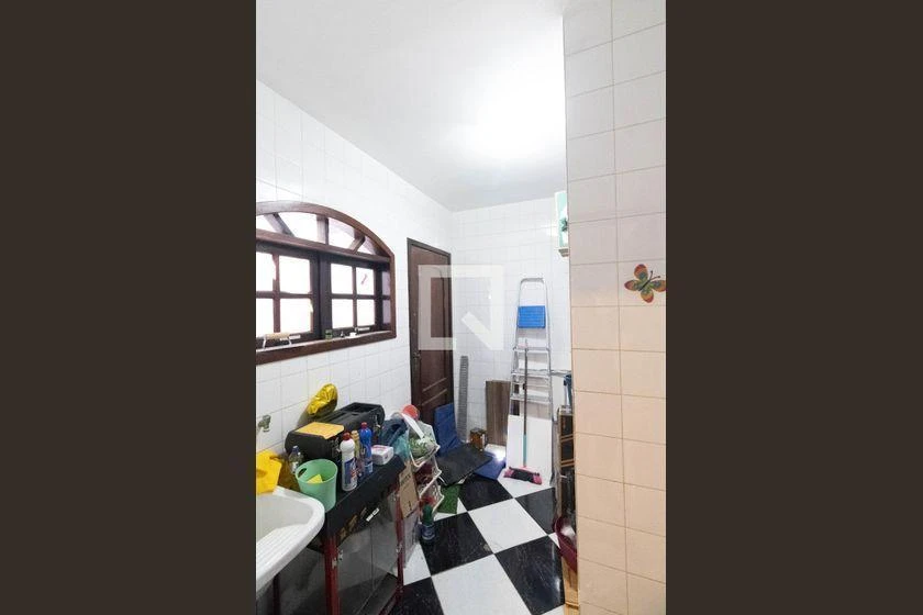 Casa com 3 quartos e 2 banheiros, 160 m² — photo 5