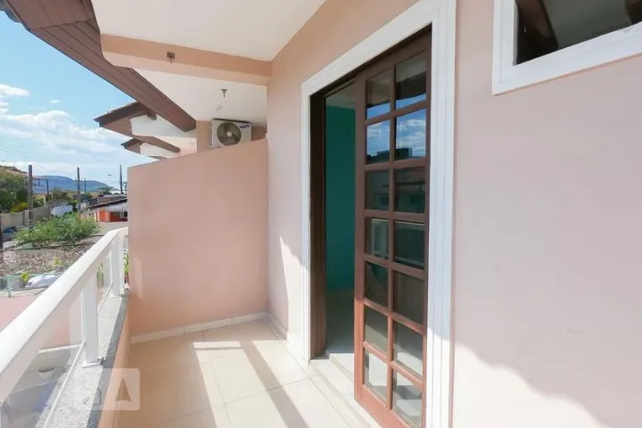 30 m² studio in Florianópolis — photo 3