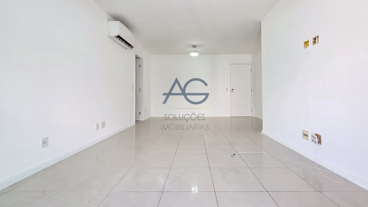 110 m² apartment with 2 bedrooms and 2 parking spots — photo 6