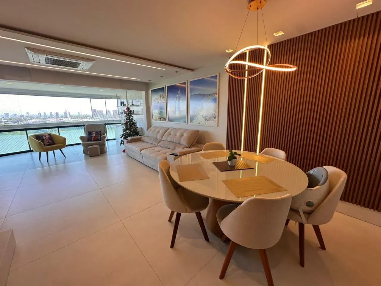 Apartment with balcony and built-in grill — photo 9