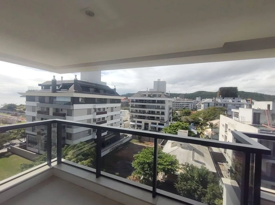 Departamento de 4 dormitorios con ventanales de piso a techo — photo 36