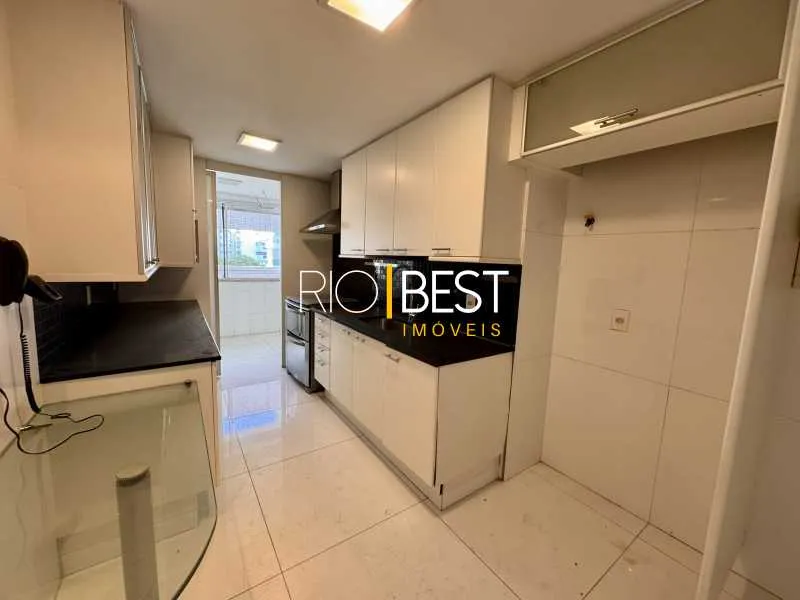 Apartamento com 3 dormitórios, 4 banheiros e varanda — photo 24