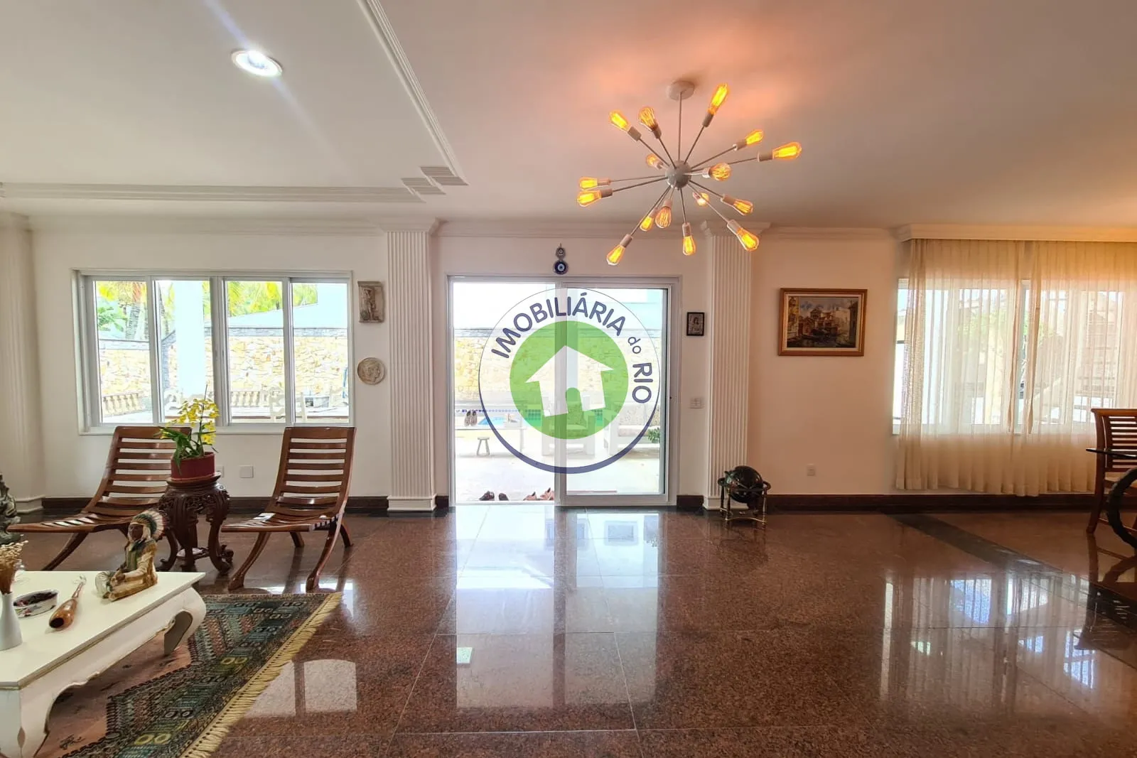 House with 5 bedrooms and 5 bathrooms plus 4 parking spaces — photo 30