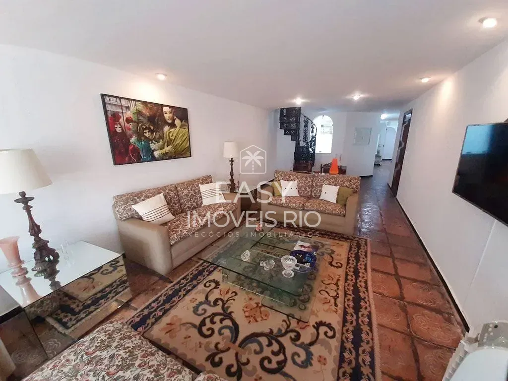 Квартира 315 м² з 4 спальнями та 2 паркомісцями — photo 7