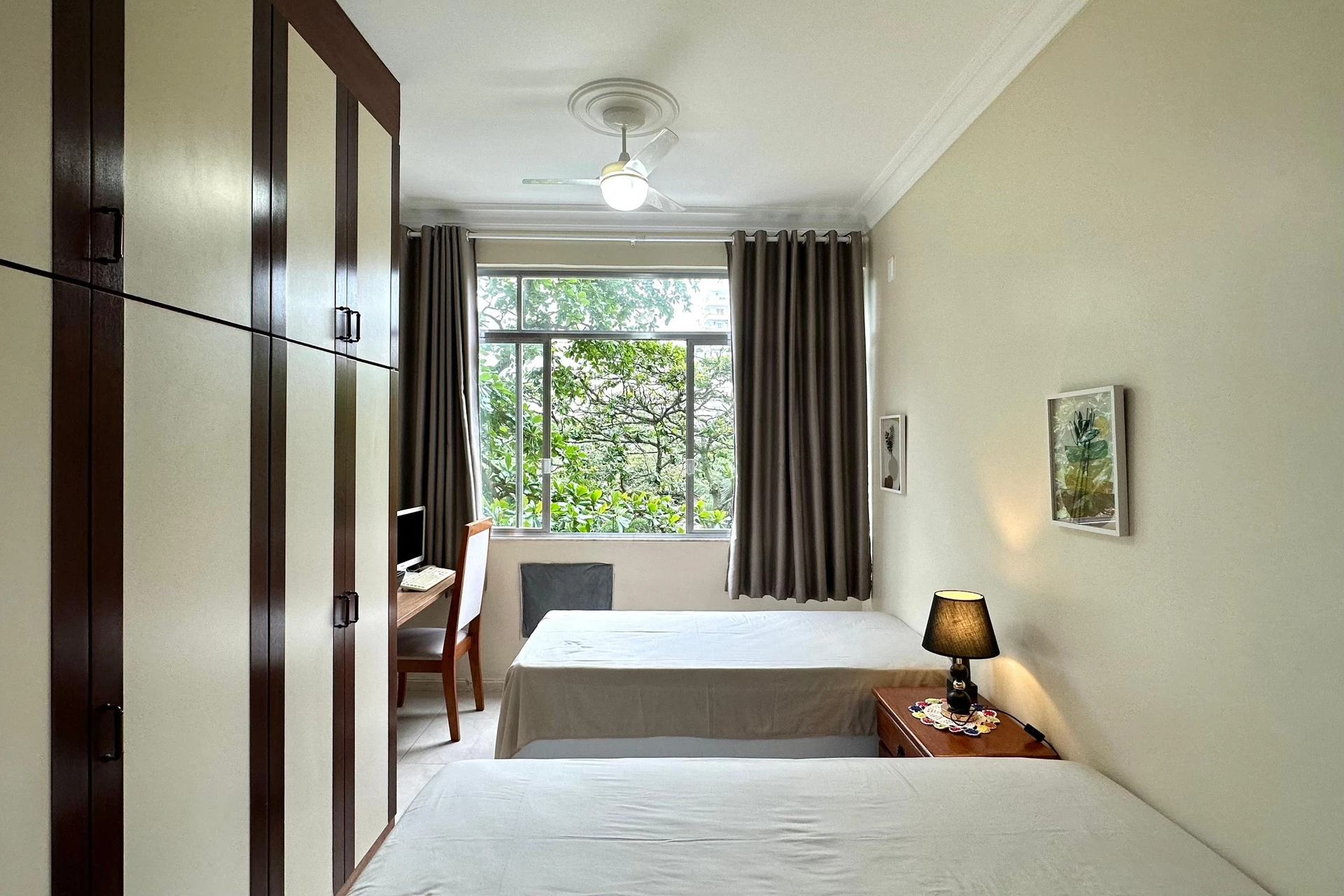93 m² apartment with a washing machine and a water view — photo 4