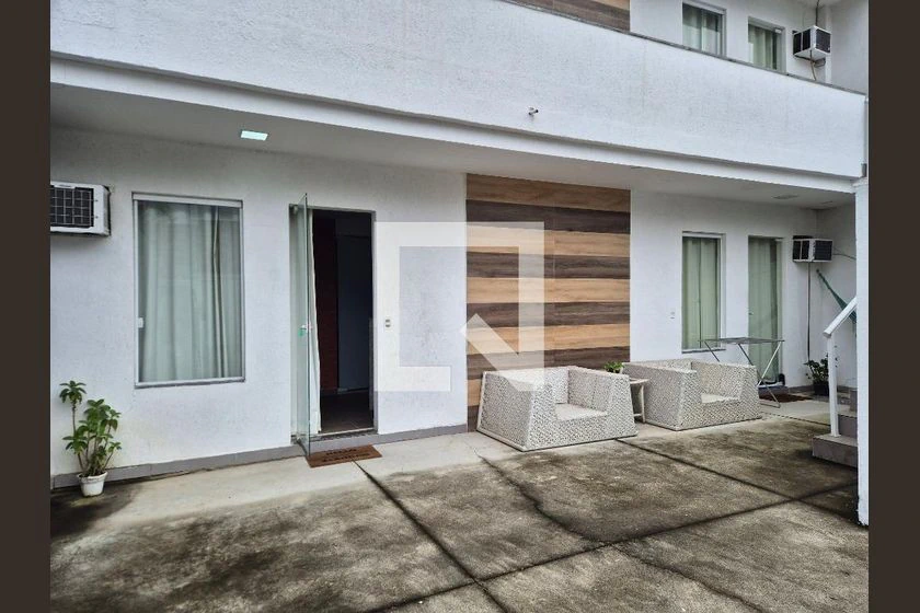 Furnished 30 m² apartment with balcony and 1 bedroom — photo 19