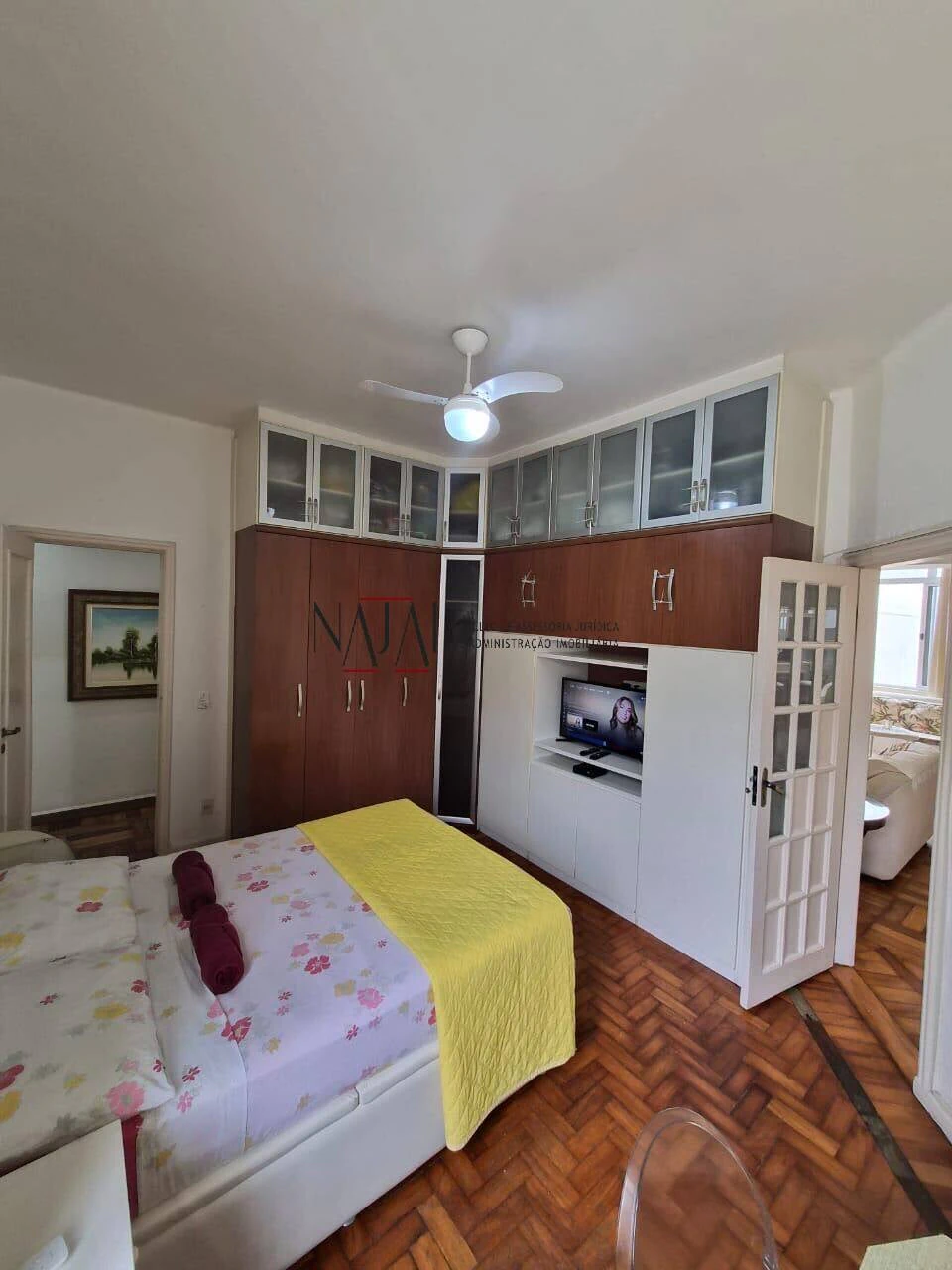 Washing machine in a 3-bedroom apartment, 168 m² — photo 10