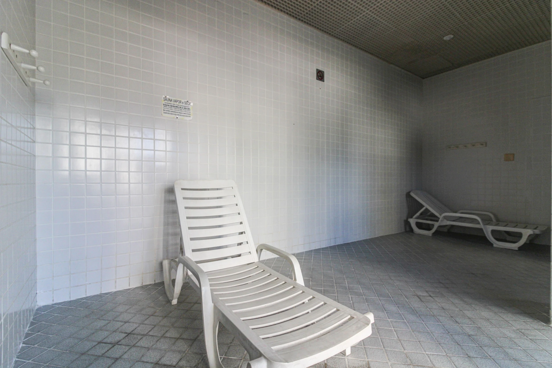 2-bedroom apartment with a mountain view in Rio de Janeiro — photo 46
