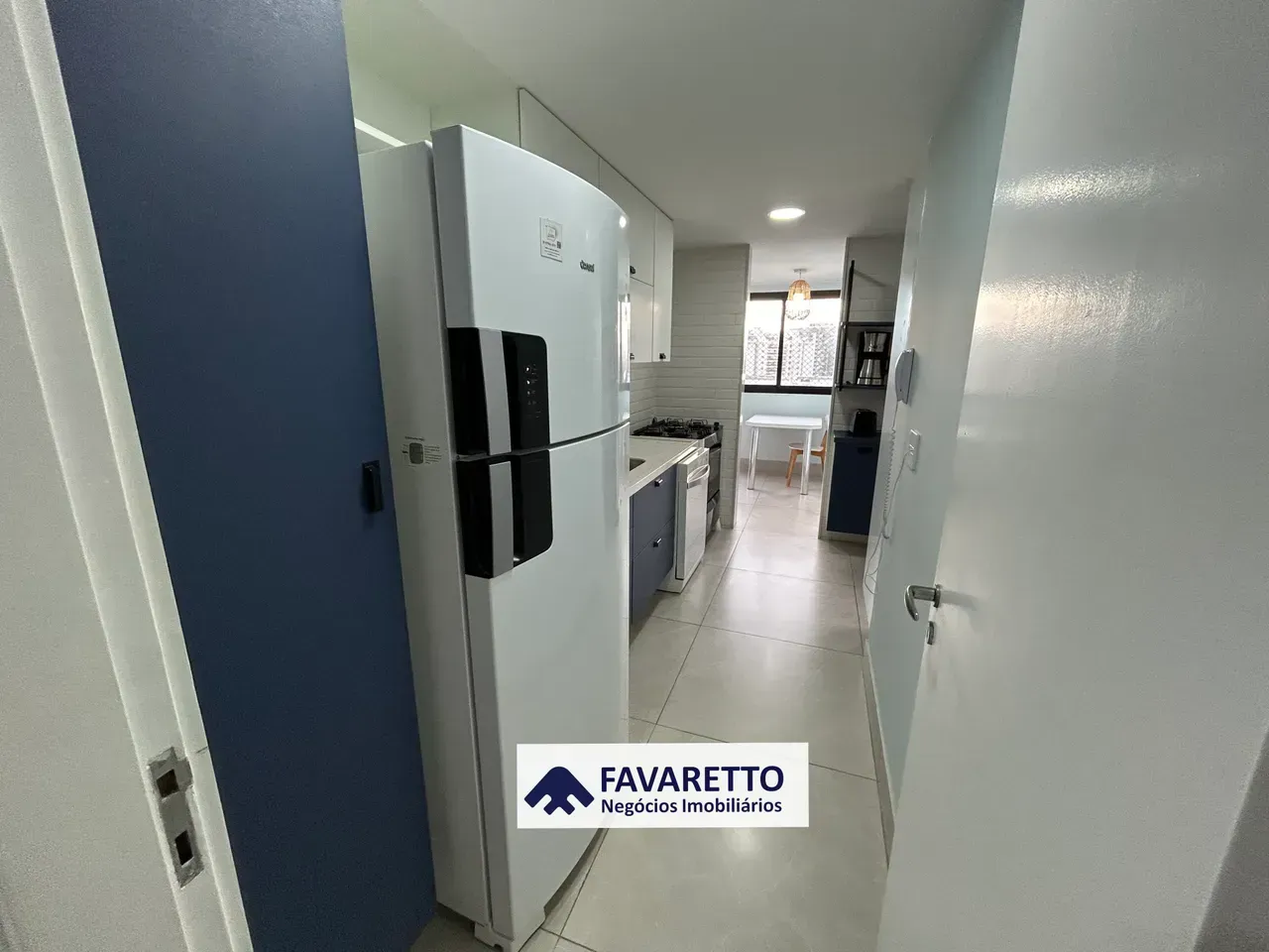 Apartamento mobiliado com 3 quartos e 3 banheiros — photo 6