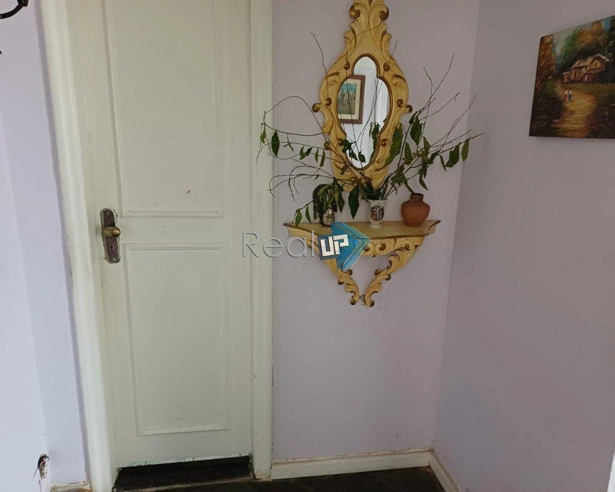Furnished duplex penthouse with 3 bedrooms and 3 bathrooms — photo 16