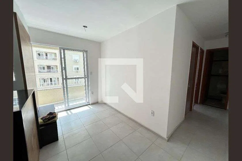 2-bedroom apartment in a building with a pool — photo 10