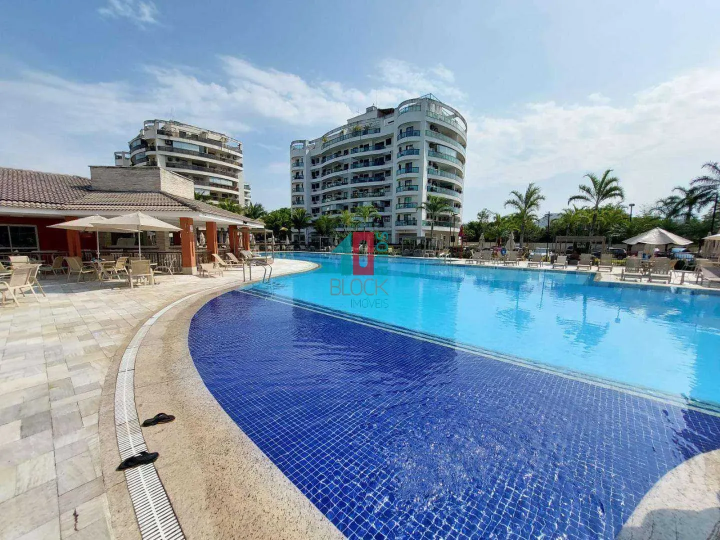 Furnished 72 m² apartment with 2 bedrooms and suite — photo 27