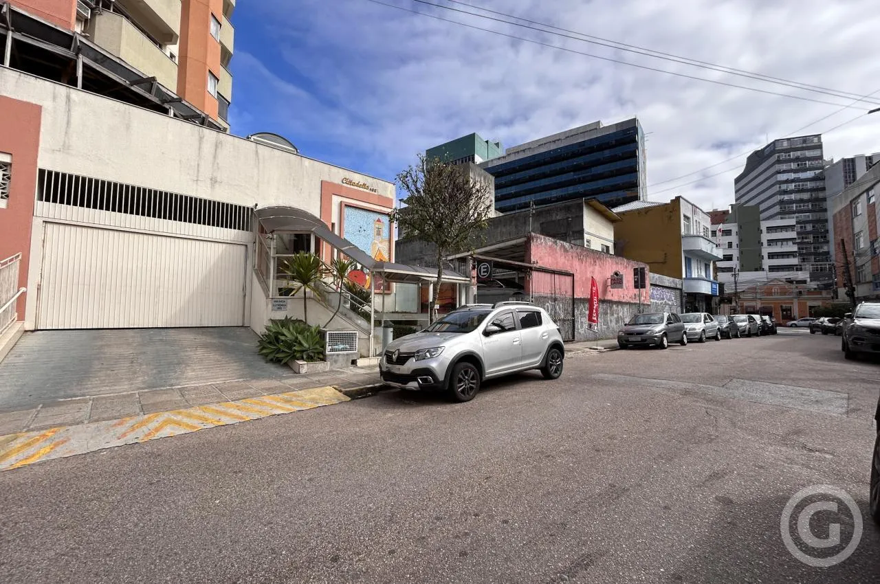 Apartamento de 32 m² com sacada e sala climatizada — photo 18
