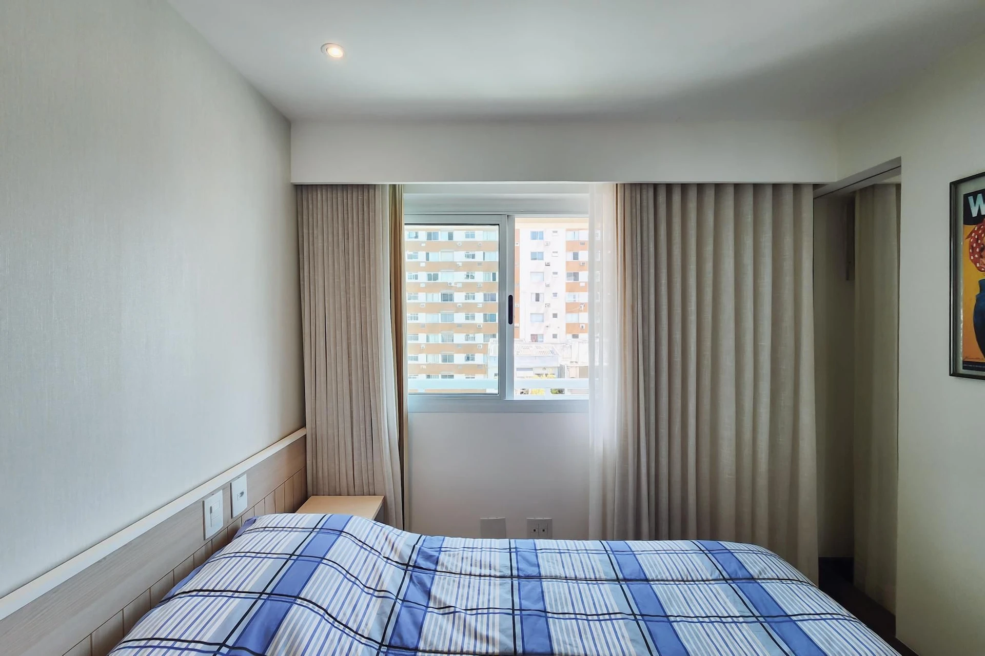 3-bedroom apartment with an ensuite suite and 2 parking — photo 38