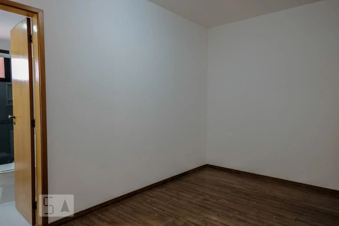 3-bedroom apartment with a mountain view — photo 32