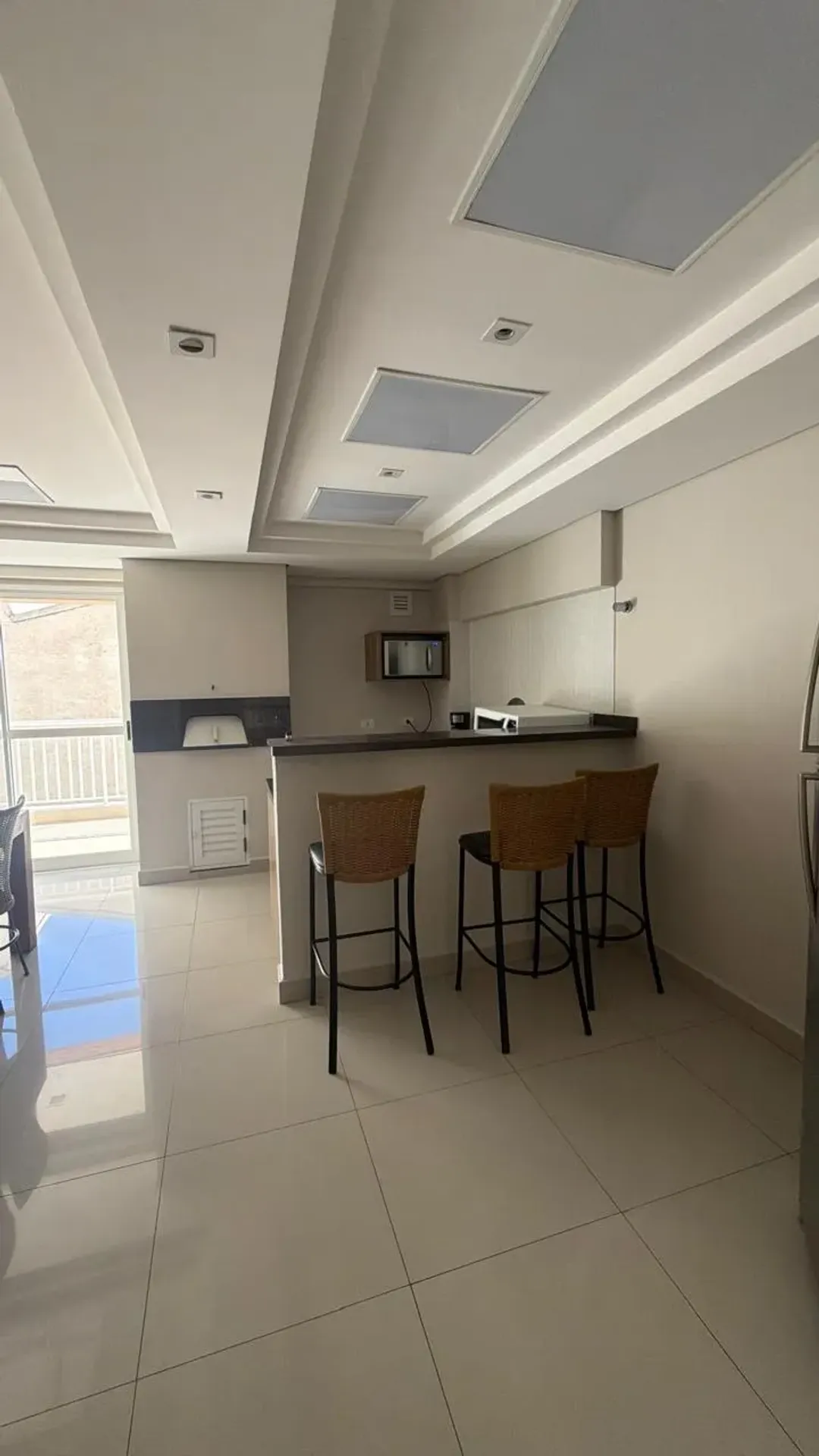 Walk-in closet in a 3-bedroom apartment, 76 m² — photo 33