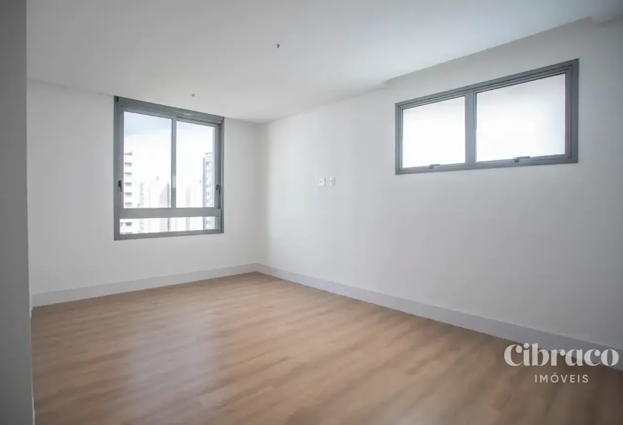 Unfurnished 288 m² apartment with 3 en-suite bedrooms — photo 8