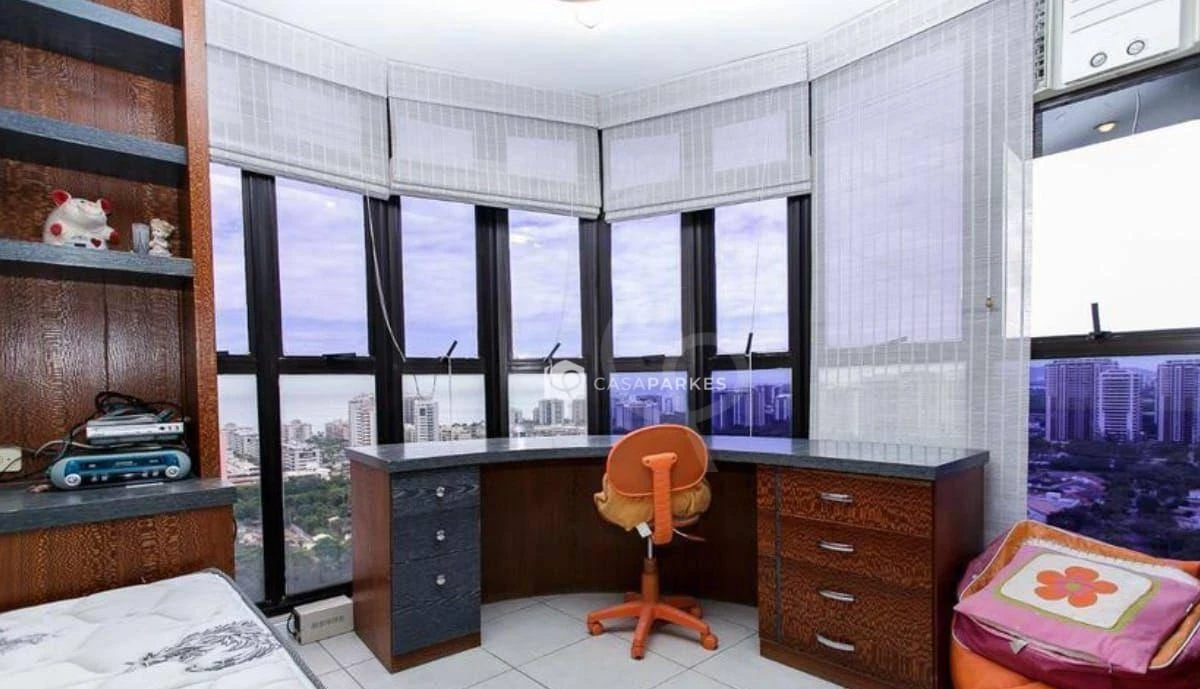 Квартира з 3 спальнями, 5 ванними кімнатами та 200 м² — photo 20