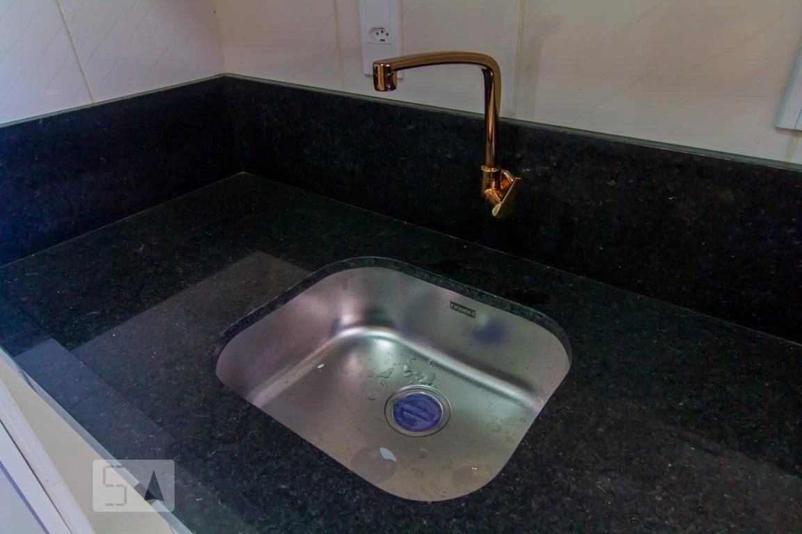 3-bedroom apartment with a washing machine — photo 13