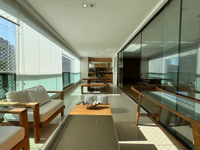 Apartamento com 3 dormitórios e varanda envidraçada — photo 12