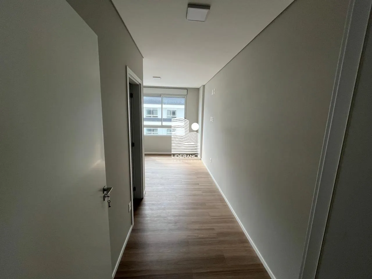Меблированная квартира 203 м²: 3 спальни с ванными и 1 место — photo 21
