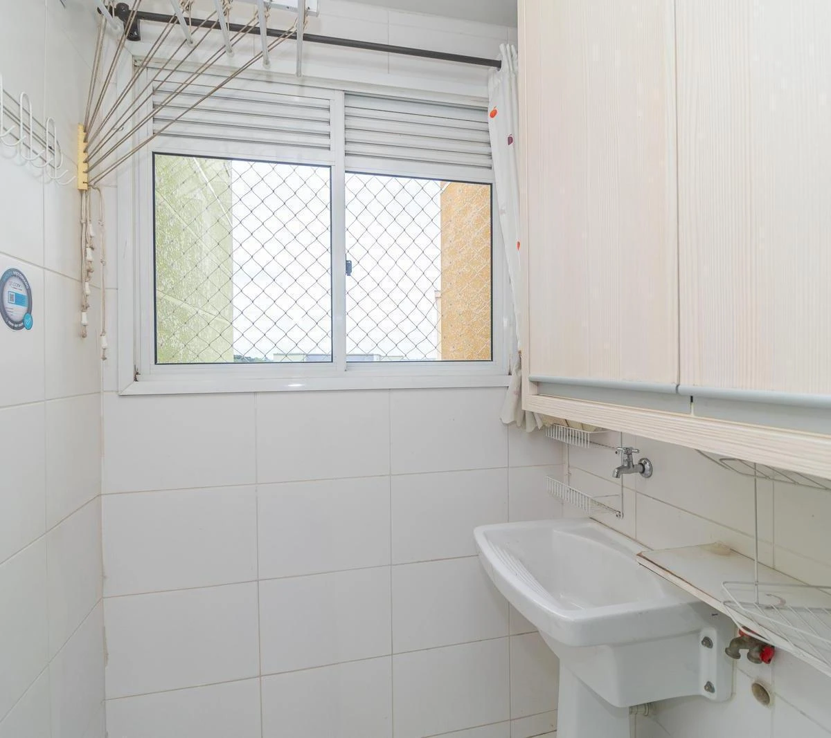3-bedroom apartment with a home office in Curitiba — photo 4
