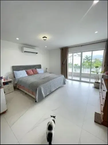 Furnished house with 5 bedrooms and integrated kitchen — photo 10