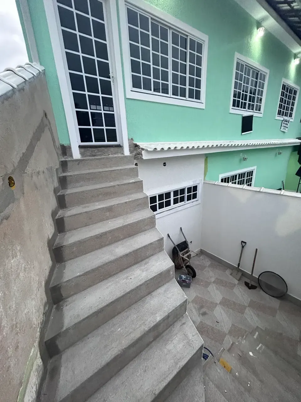 House, 200 m², with a grill on the balcony — photo 12