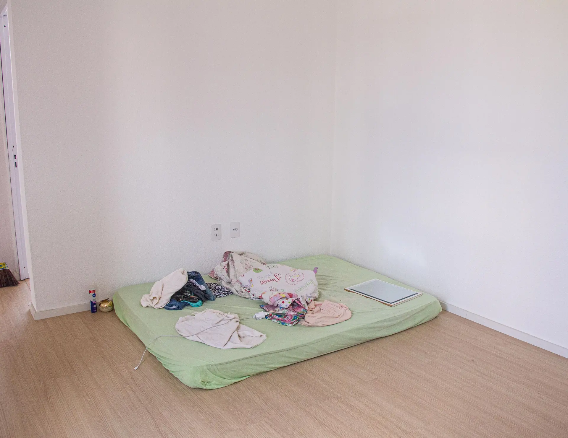 2-bedroom rental apartment with laundry area — photo 21
