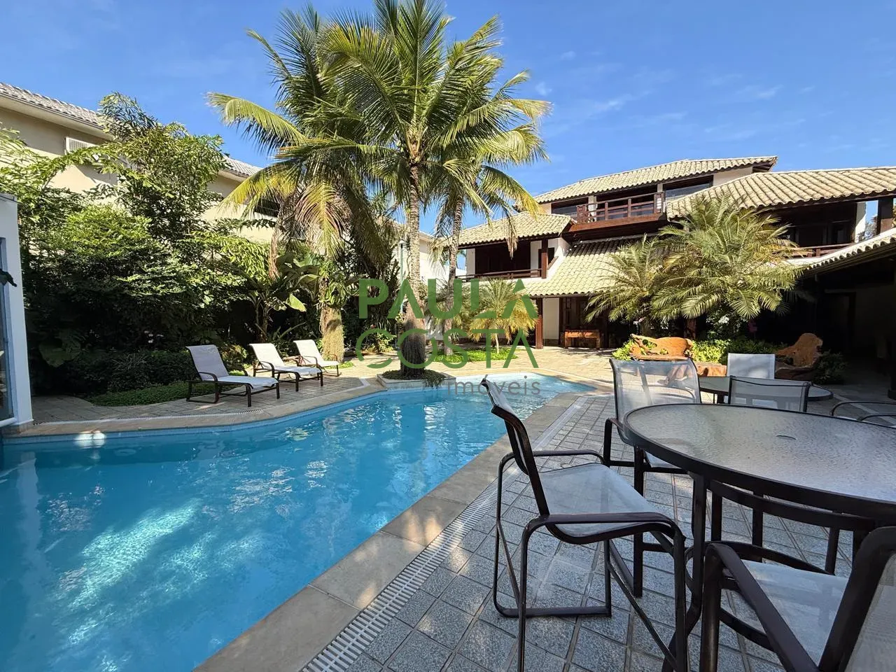 Furnished house with 5 bedrooms and 756 m² plus 4 parking — photo 15