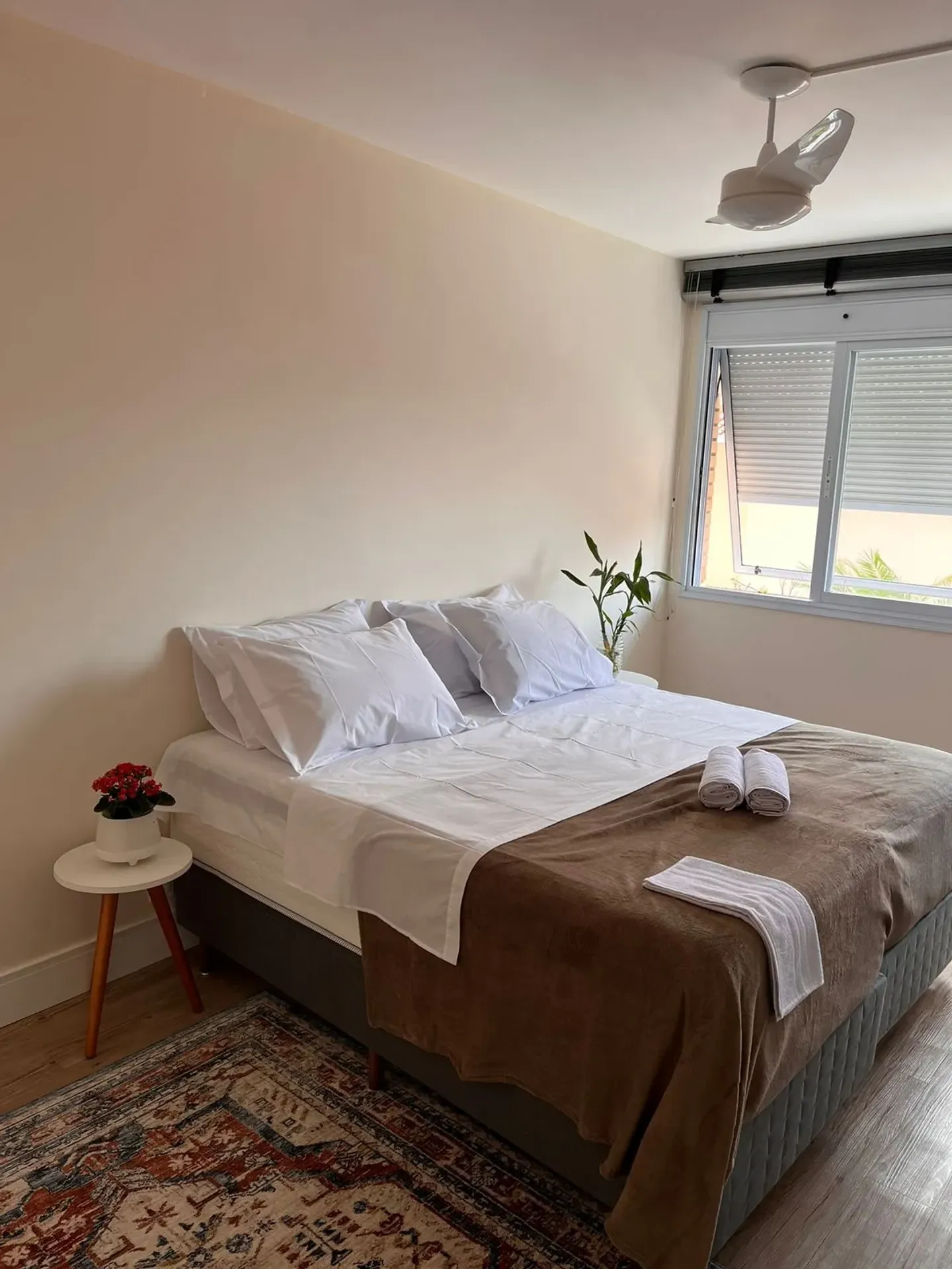 Furnished house with 5 en-suite bedrooms — photo 31